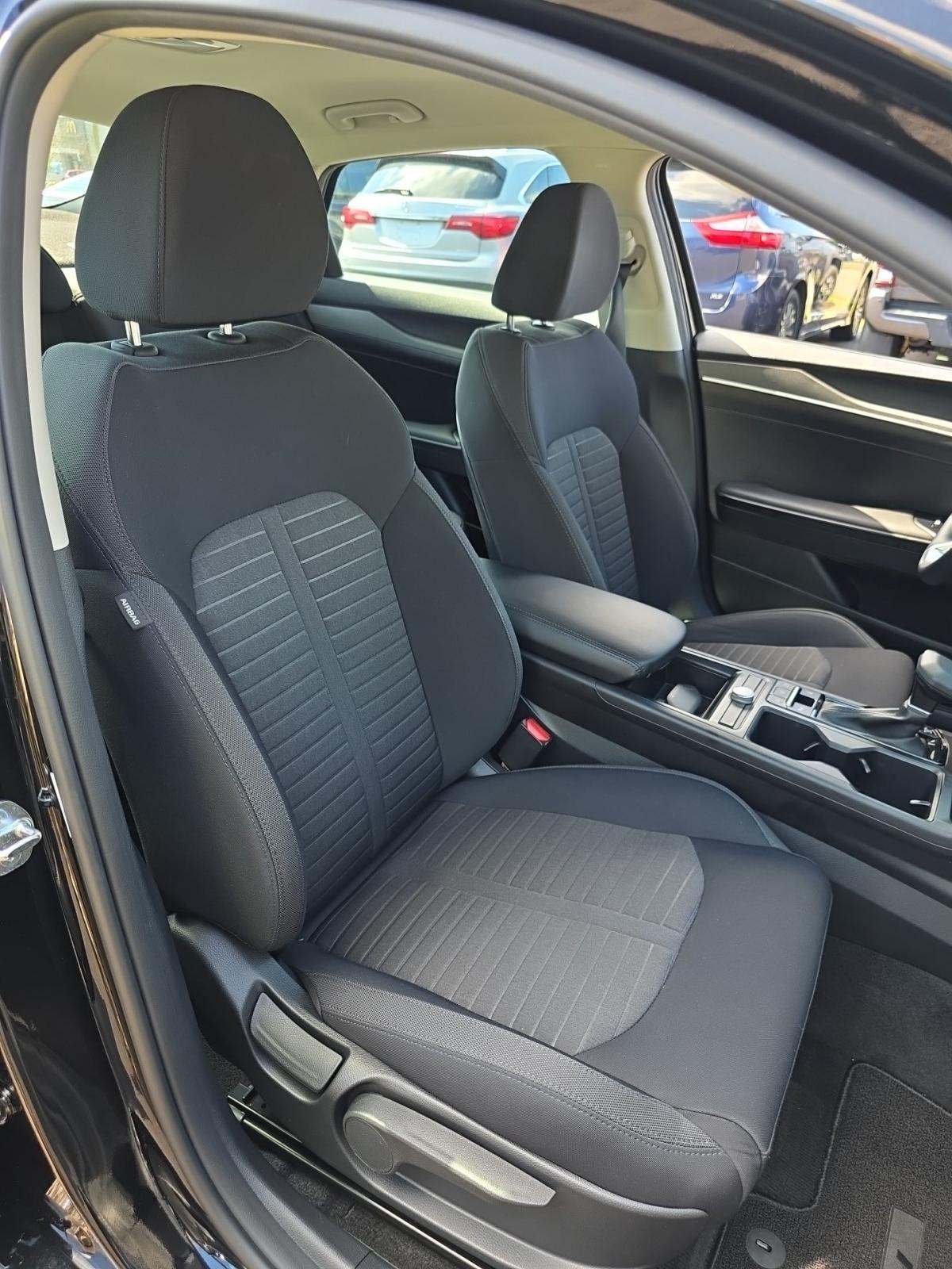 2025 Kia K5 LXS FWD