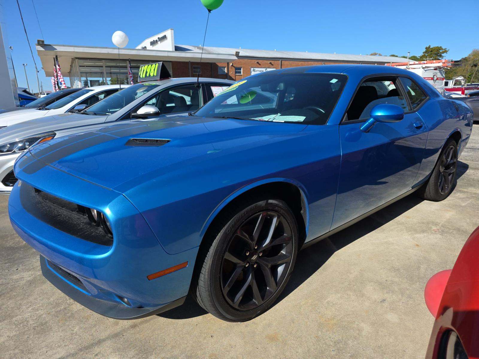 2023 Dodge Challenger SXT RWD