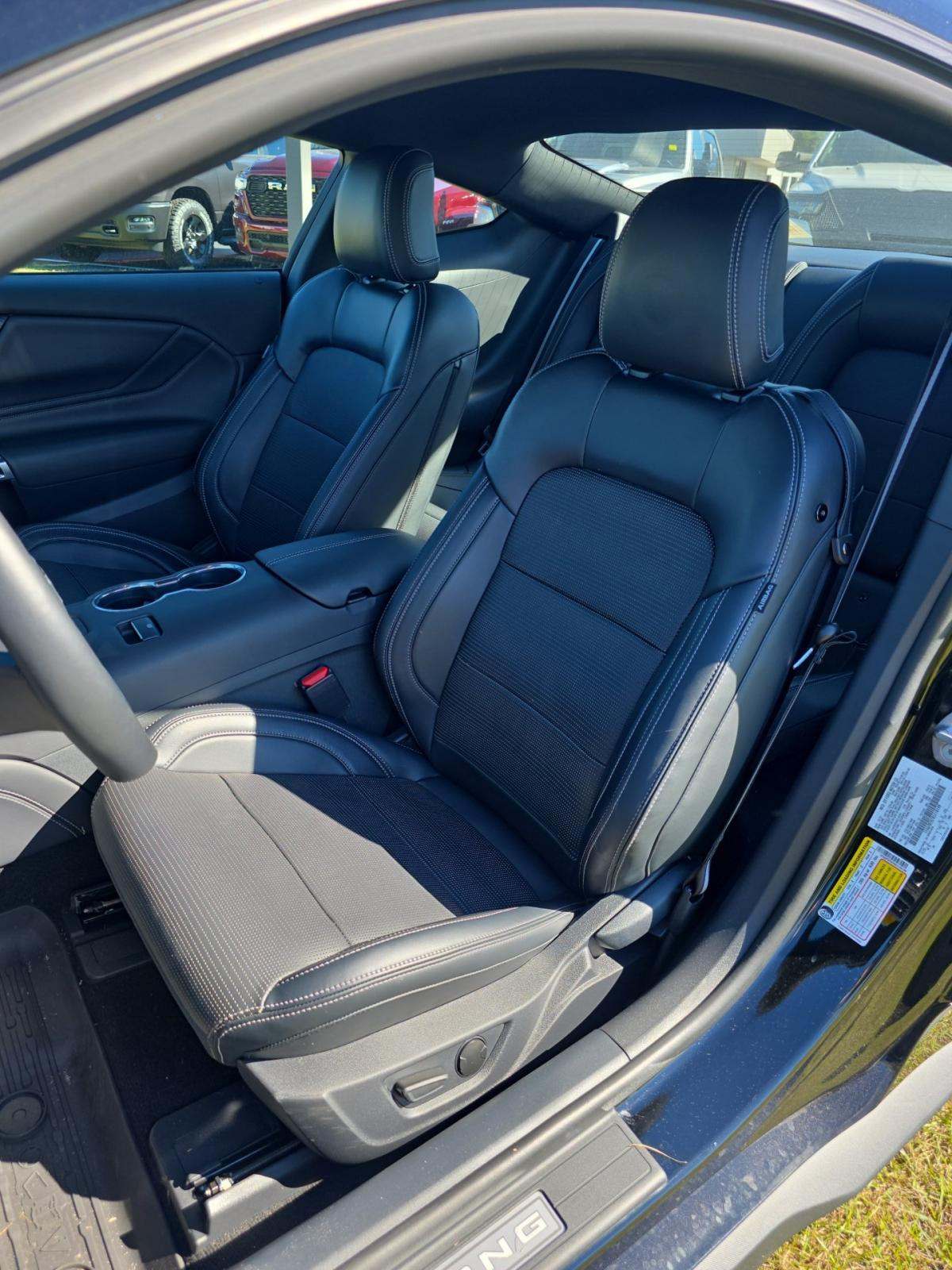 2024 Ford Mustang EcoBoost Premium RWD