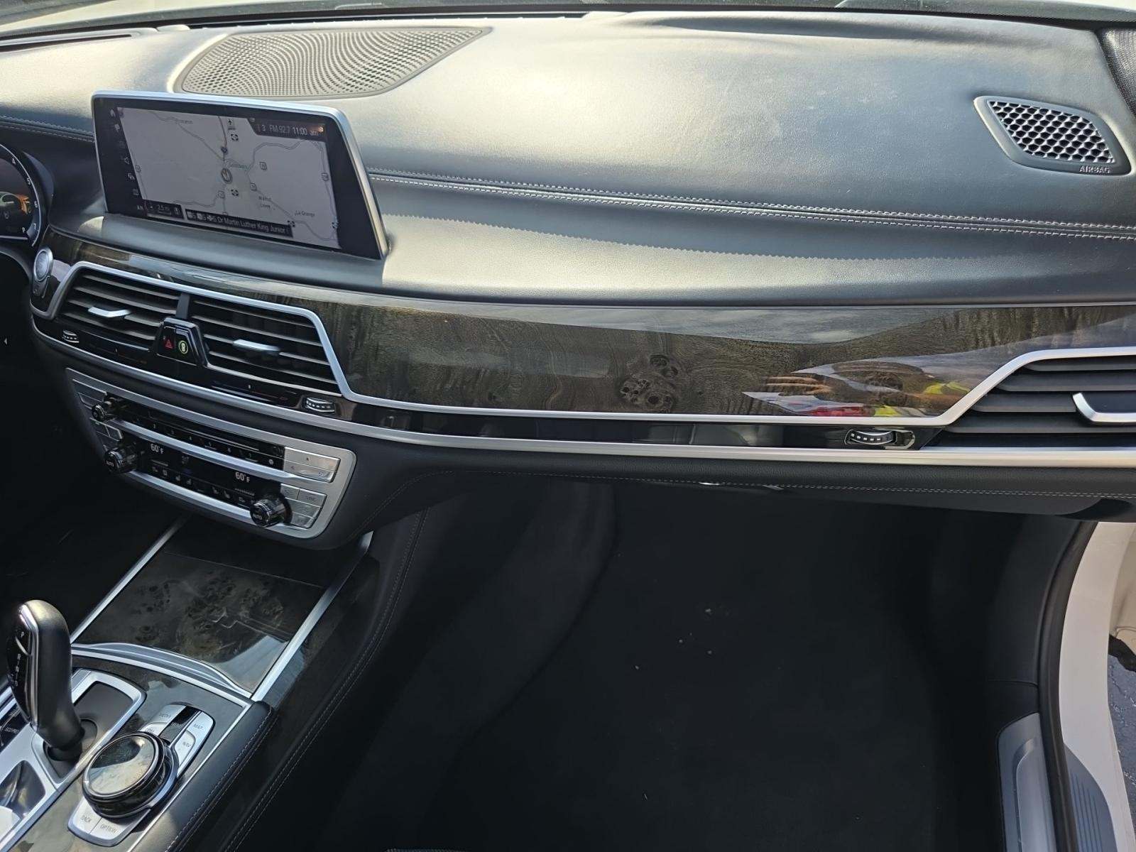 2019 BMW 7 Series 750i RWD