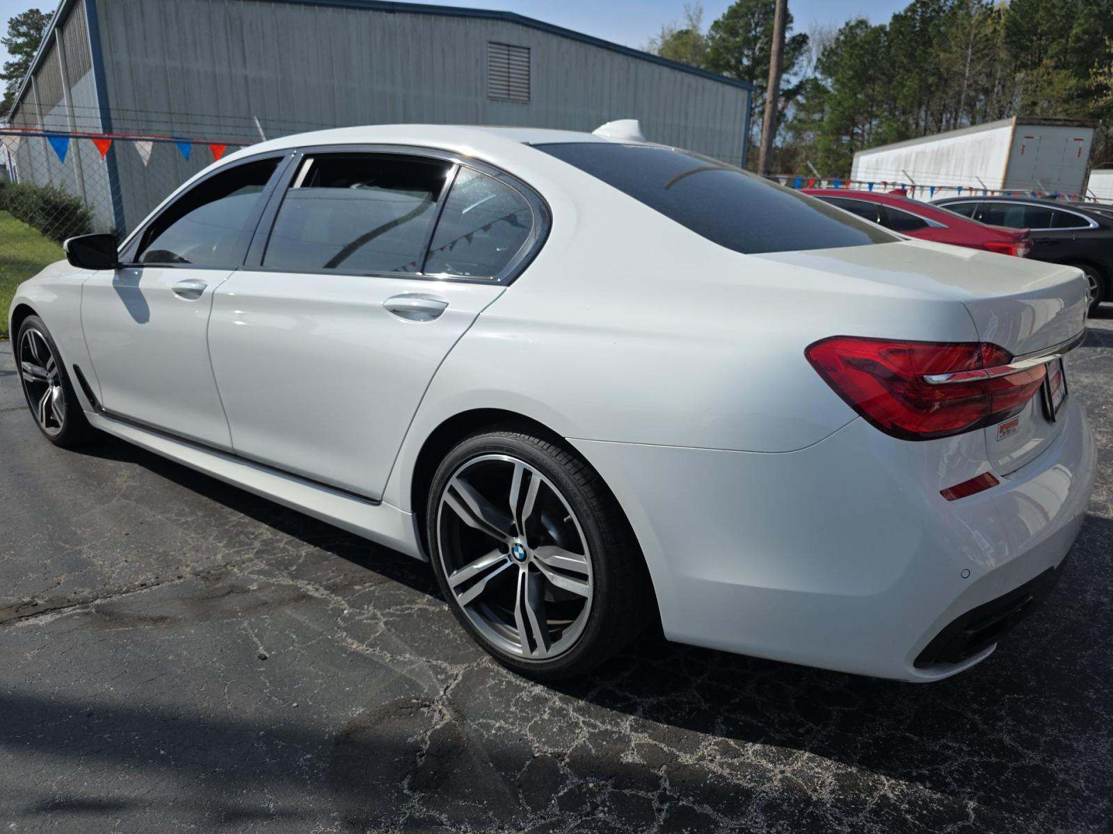 2019 BMW 7 Series 750i RWD