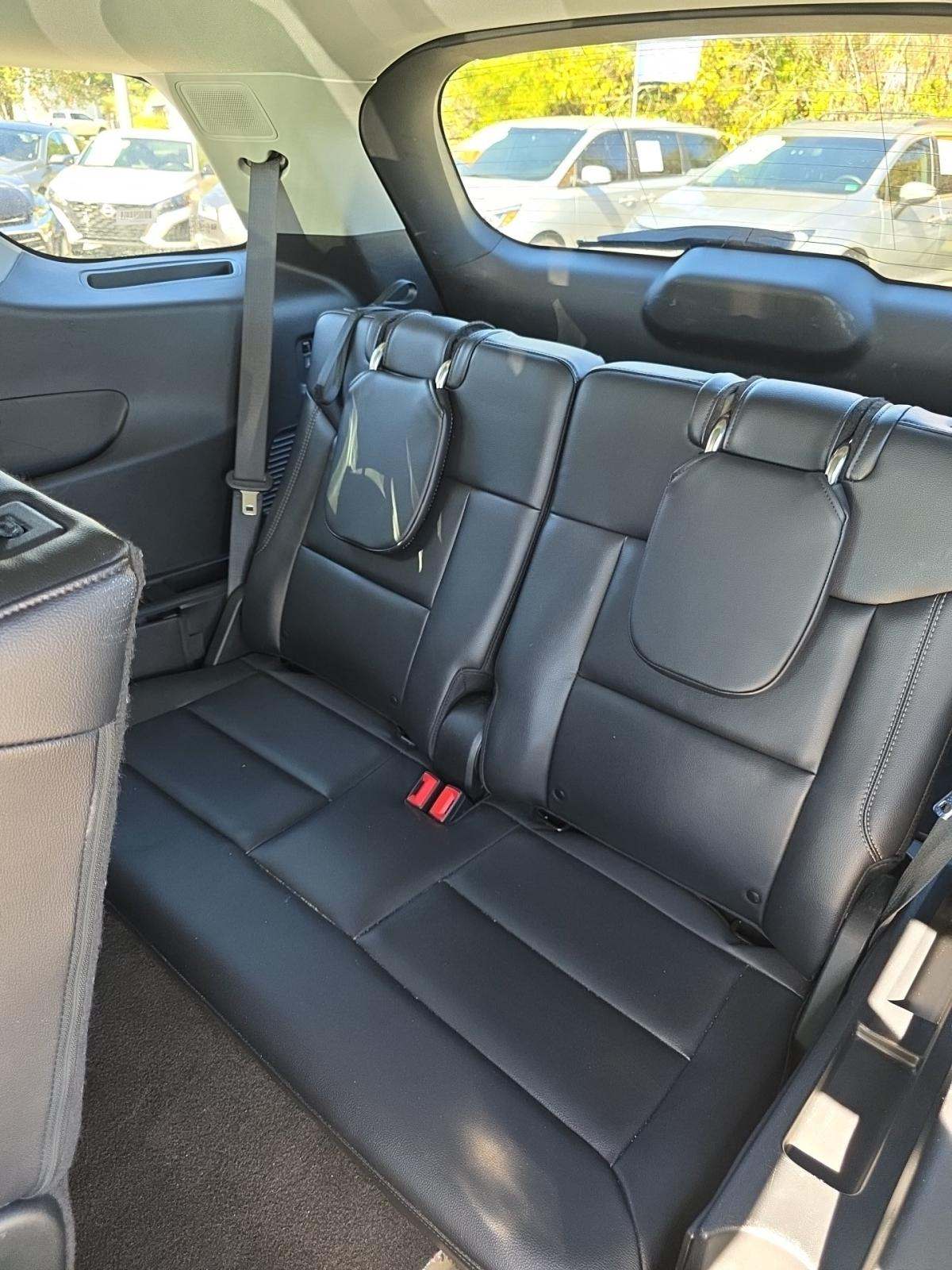 2023 Ford Explorer Limited RWD