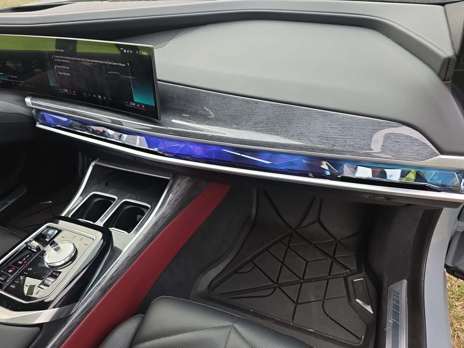 2023 BMW 7 Series 740i RWD