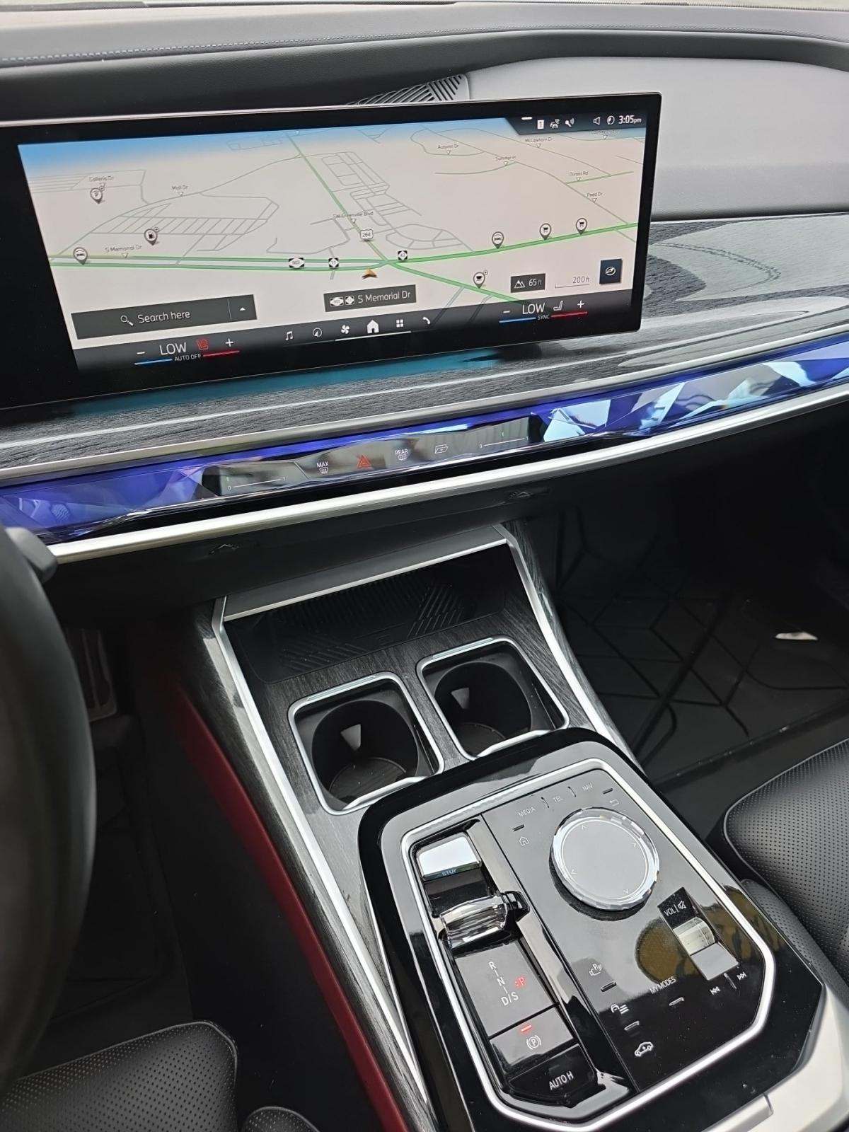 2023 BMW 7 Series 740i RWD