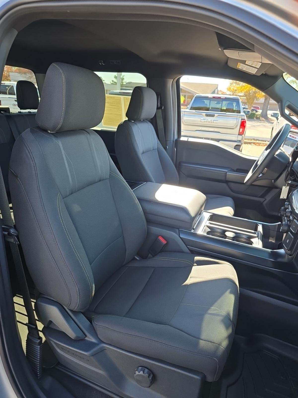 2024 Ford F-150 STX RWD