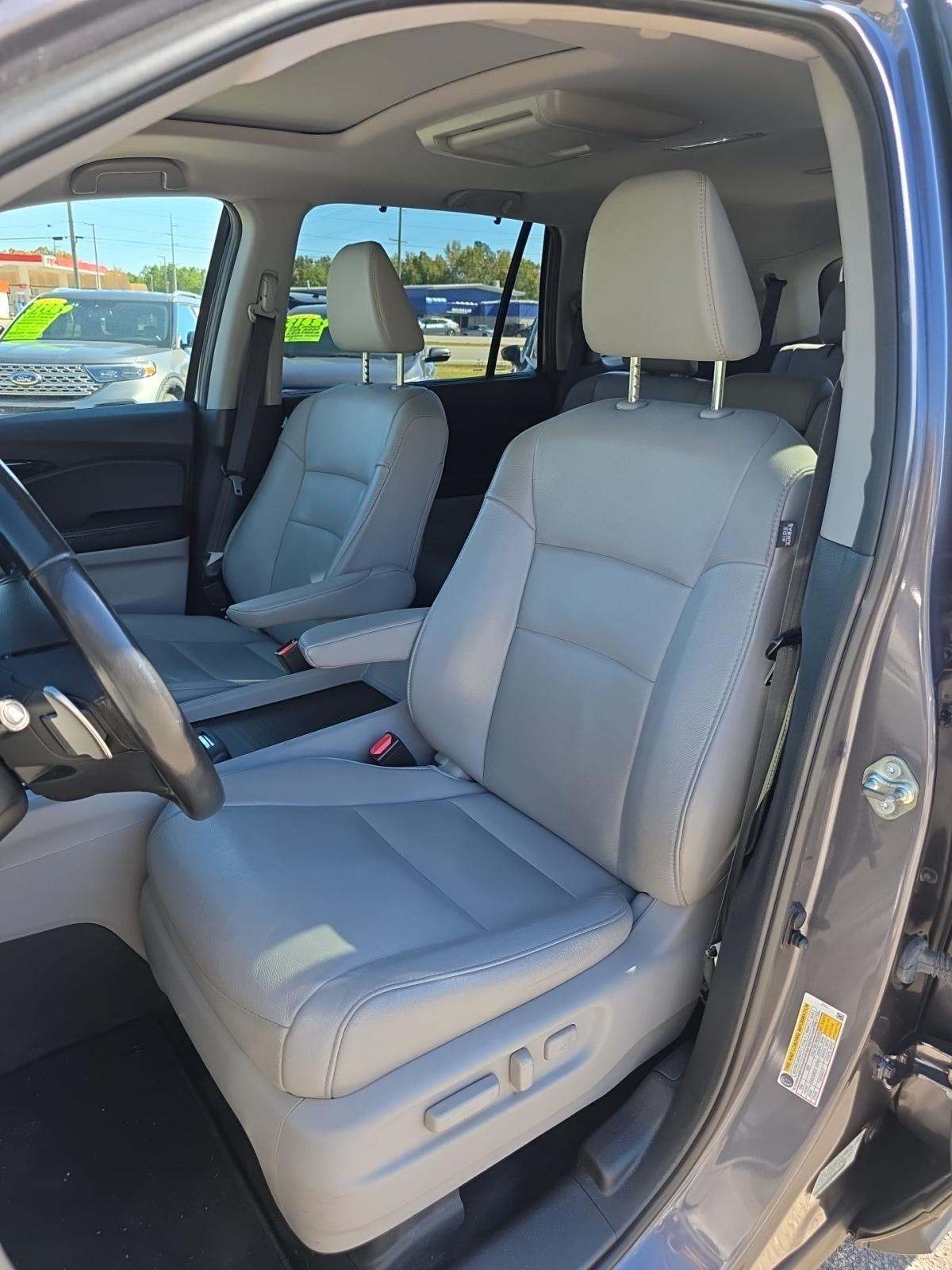 2018 Honda Pilot Touring AWD