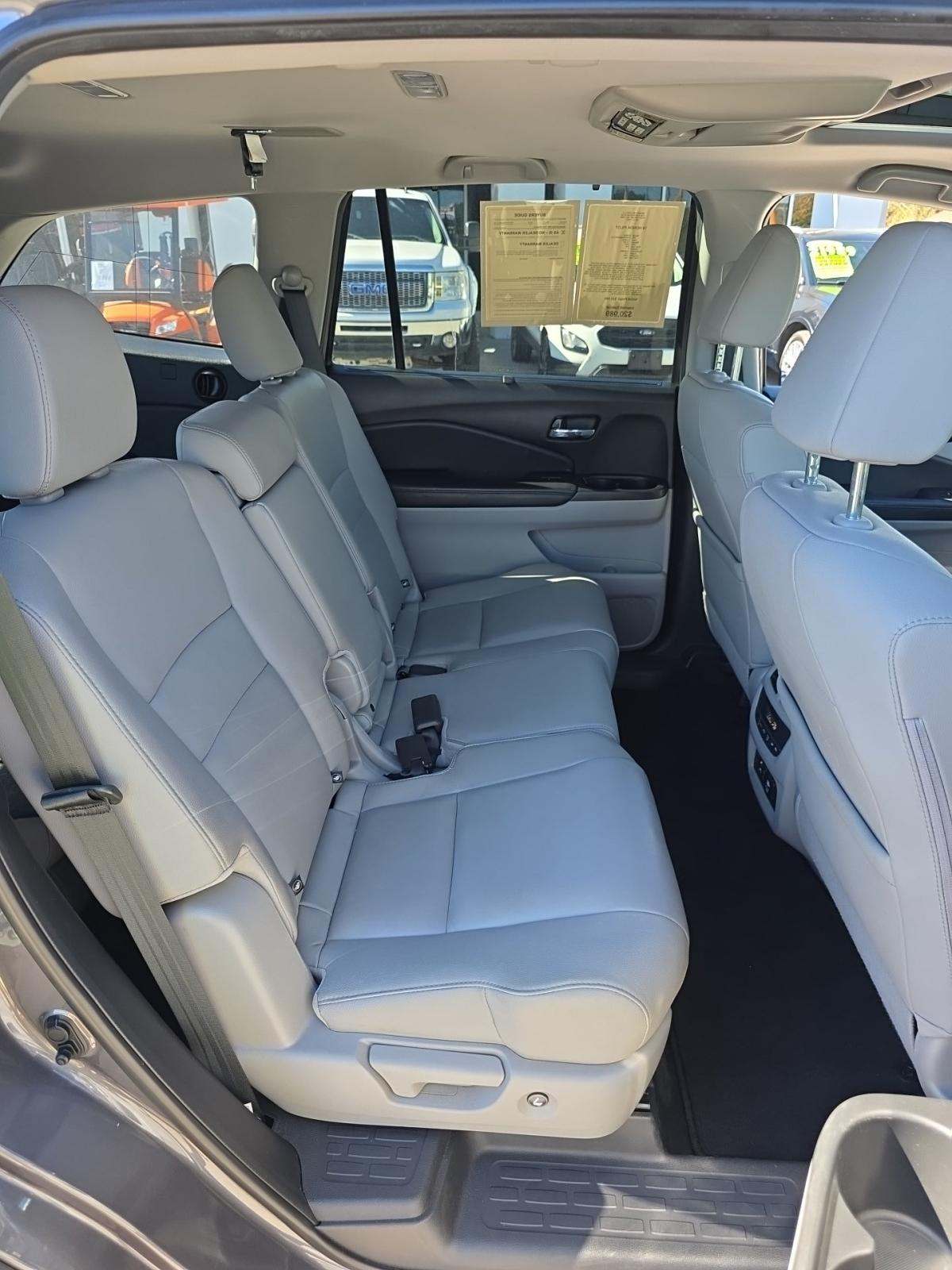 2018 Honda Pilot Touring AWD