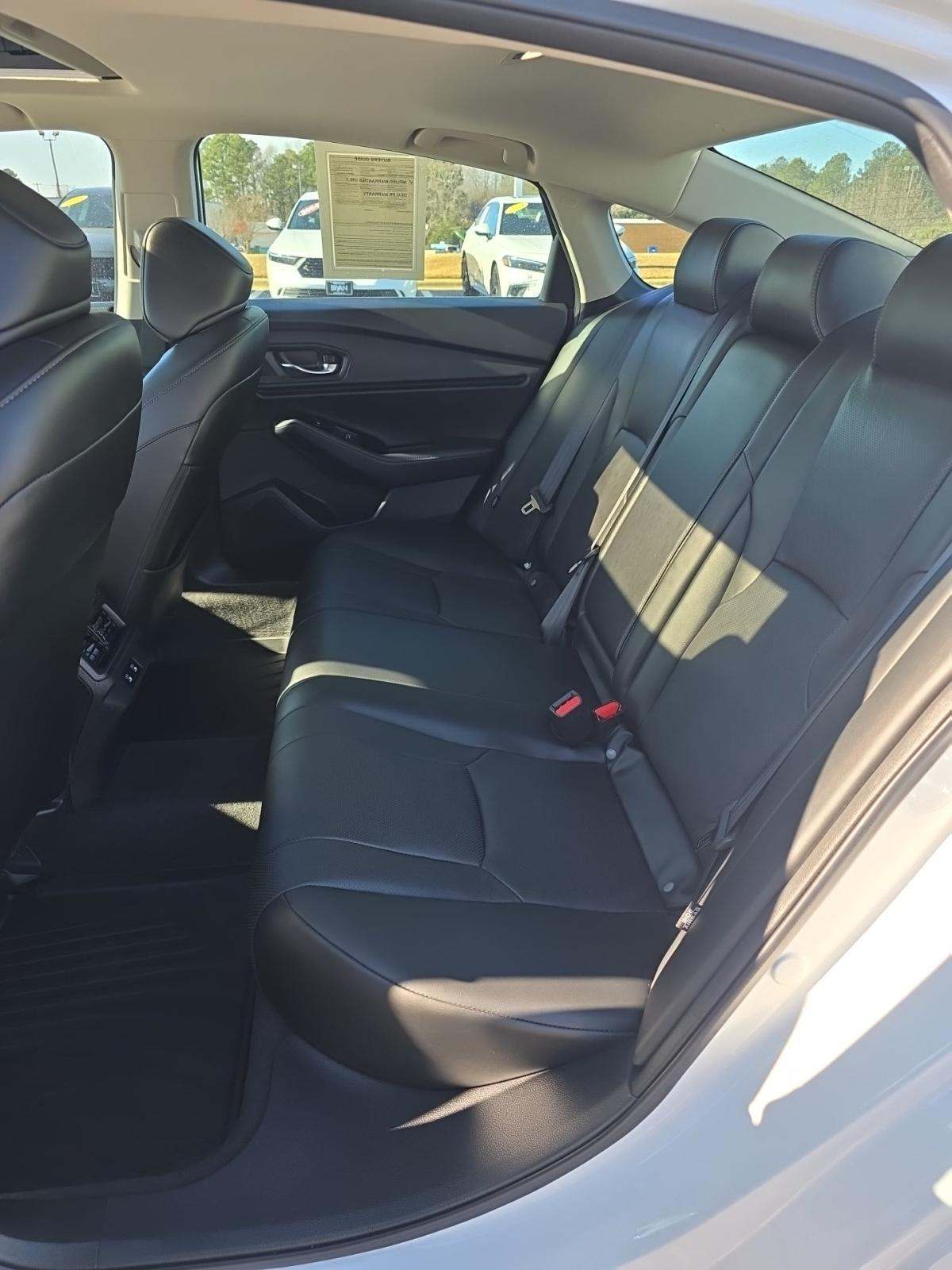 2023 Honda Accord Hybrid Touring FWD