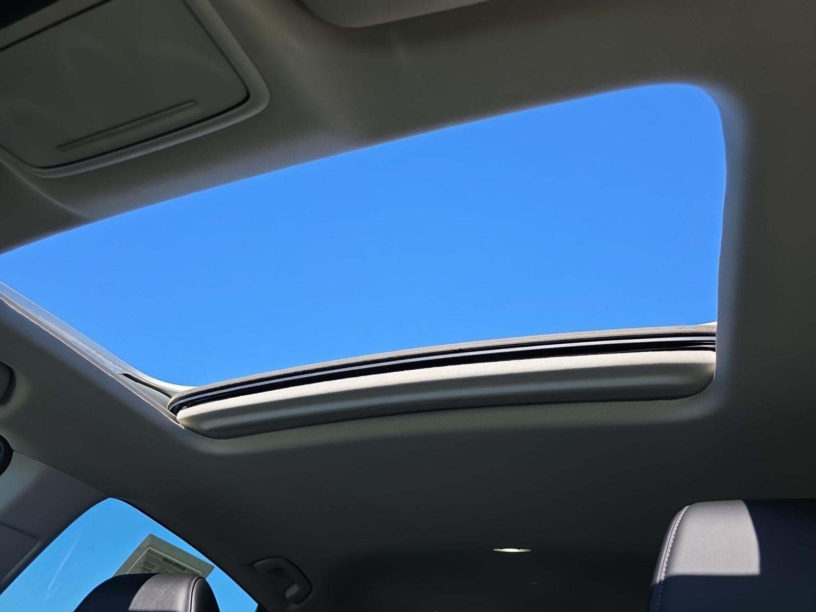 2023 Honda Accord Hybrid Touring FWD