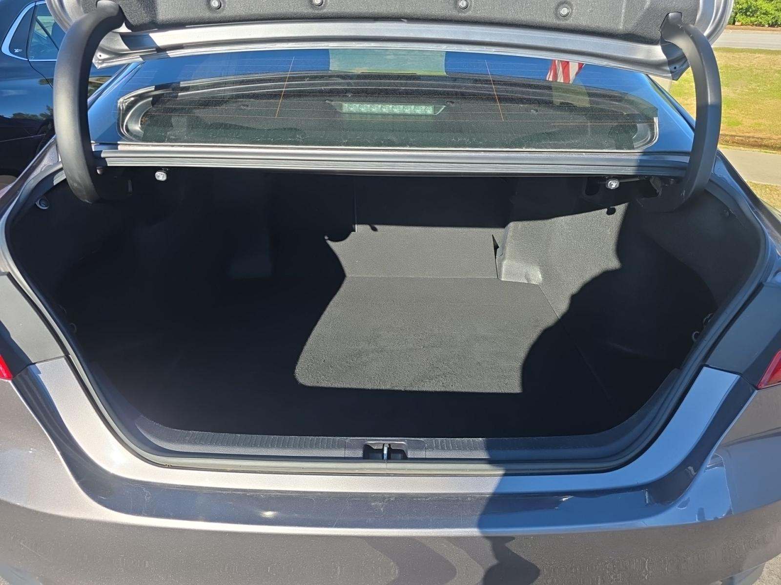 2023 Toyota Camry LE FWD