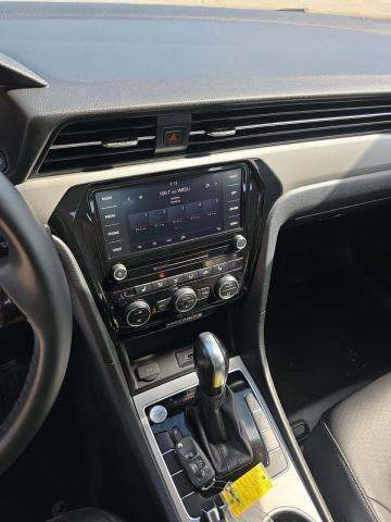 2022 Volkswagen Passat 2.0T SE FWD