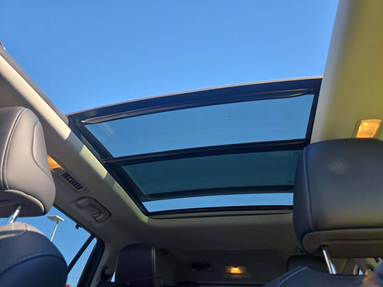 2021 Toyota Highlander Platinum FWD