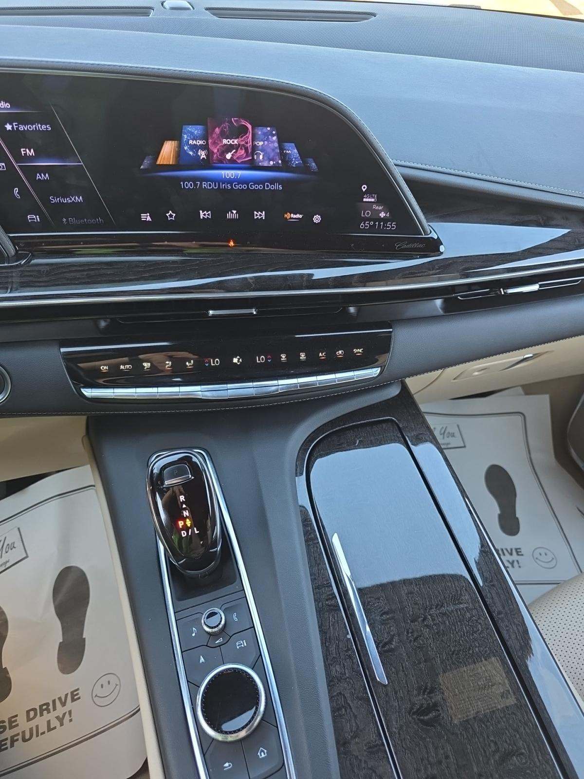 2023 Cadillac Escalade Premium Luxury AWD