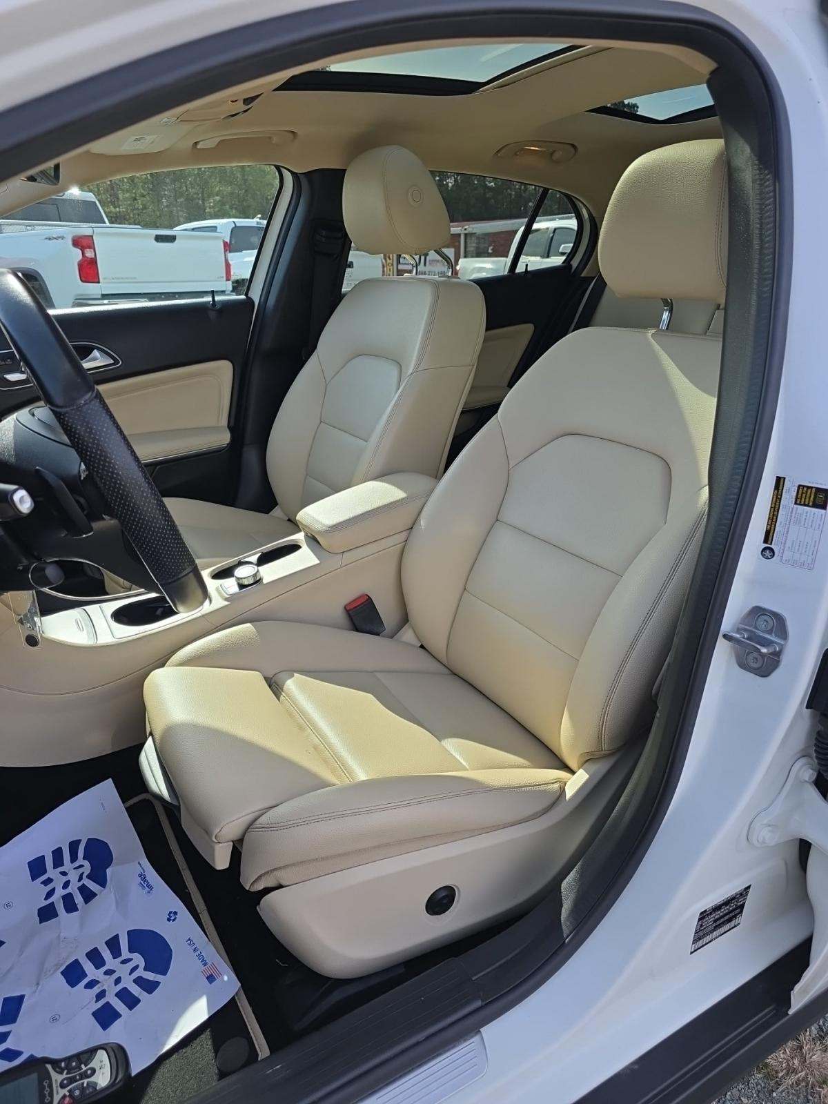 MERCEDES-BENZ GLA-CLASS - 2