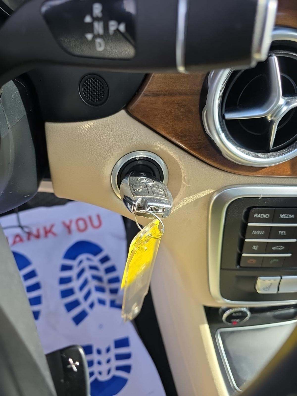 MERCEDES-BENZ GLA-CLASS - 4