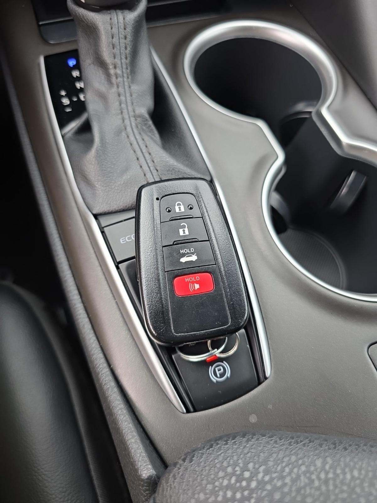 2021 Toyota Camry XLE AWD