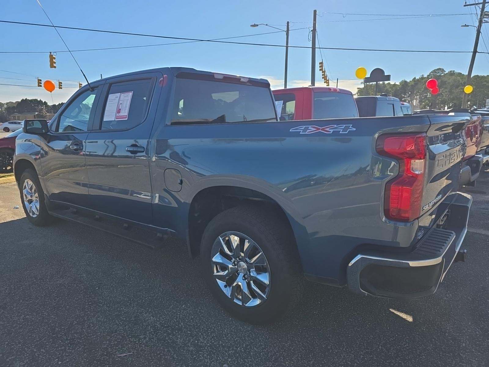 2024 Chevrolet Silverado 1500 LT AWD