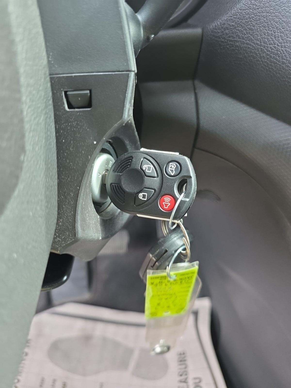 FORD TRANSIT CONNECT - 4