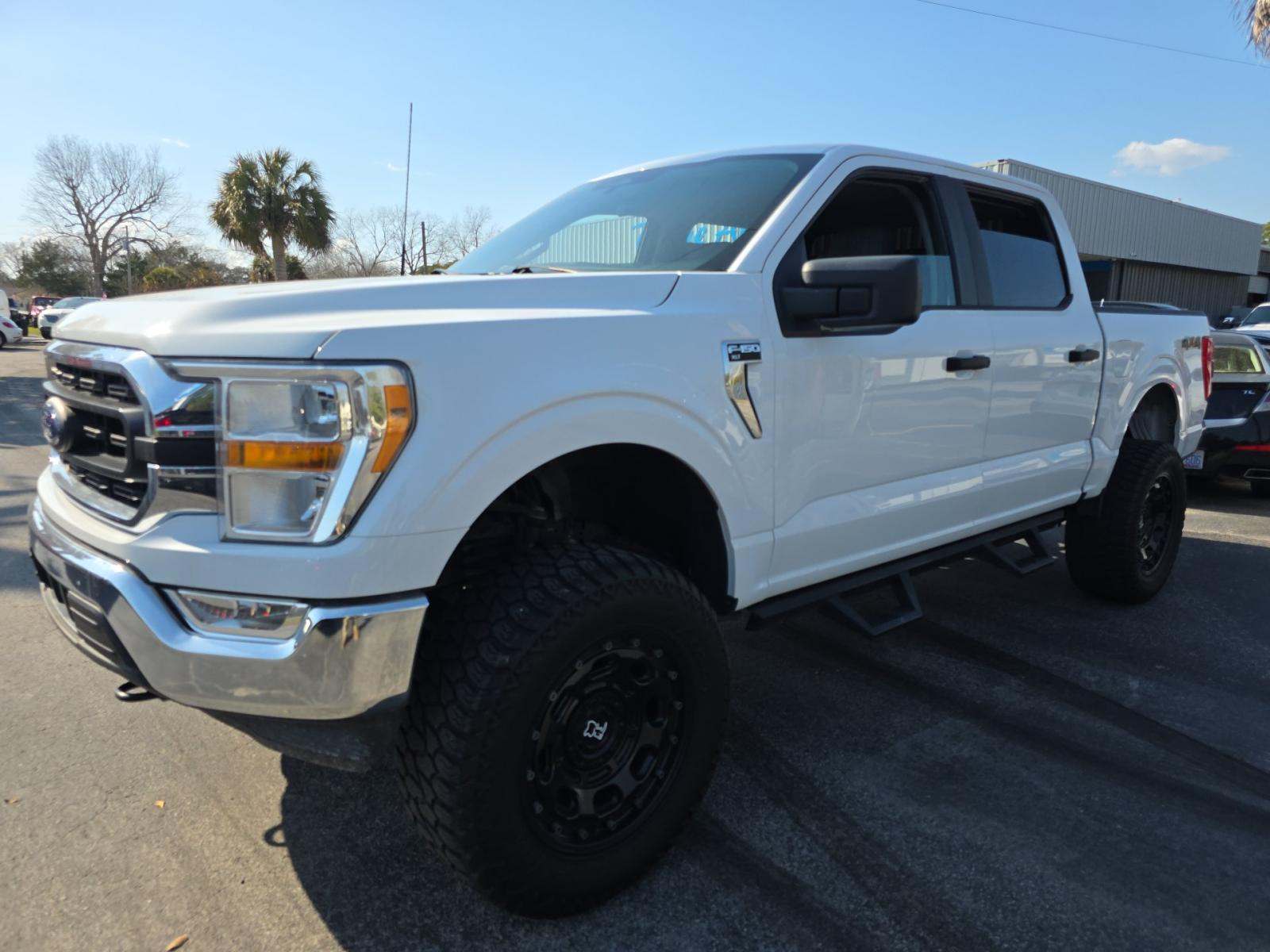 2022 Ford F-150 XLT AWD