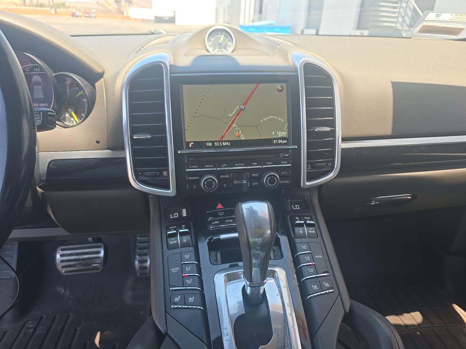 PORSCHE CAYENNE - 6