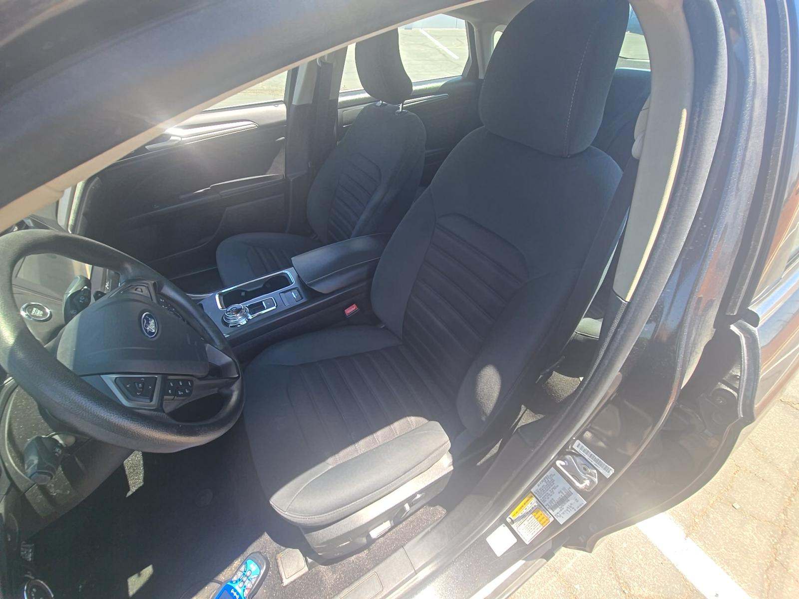 FORD FUSION - 2
