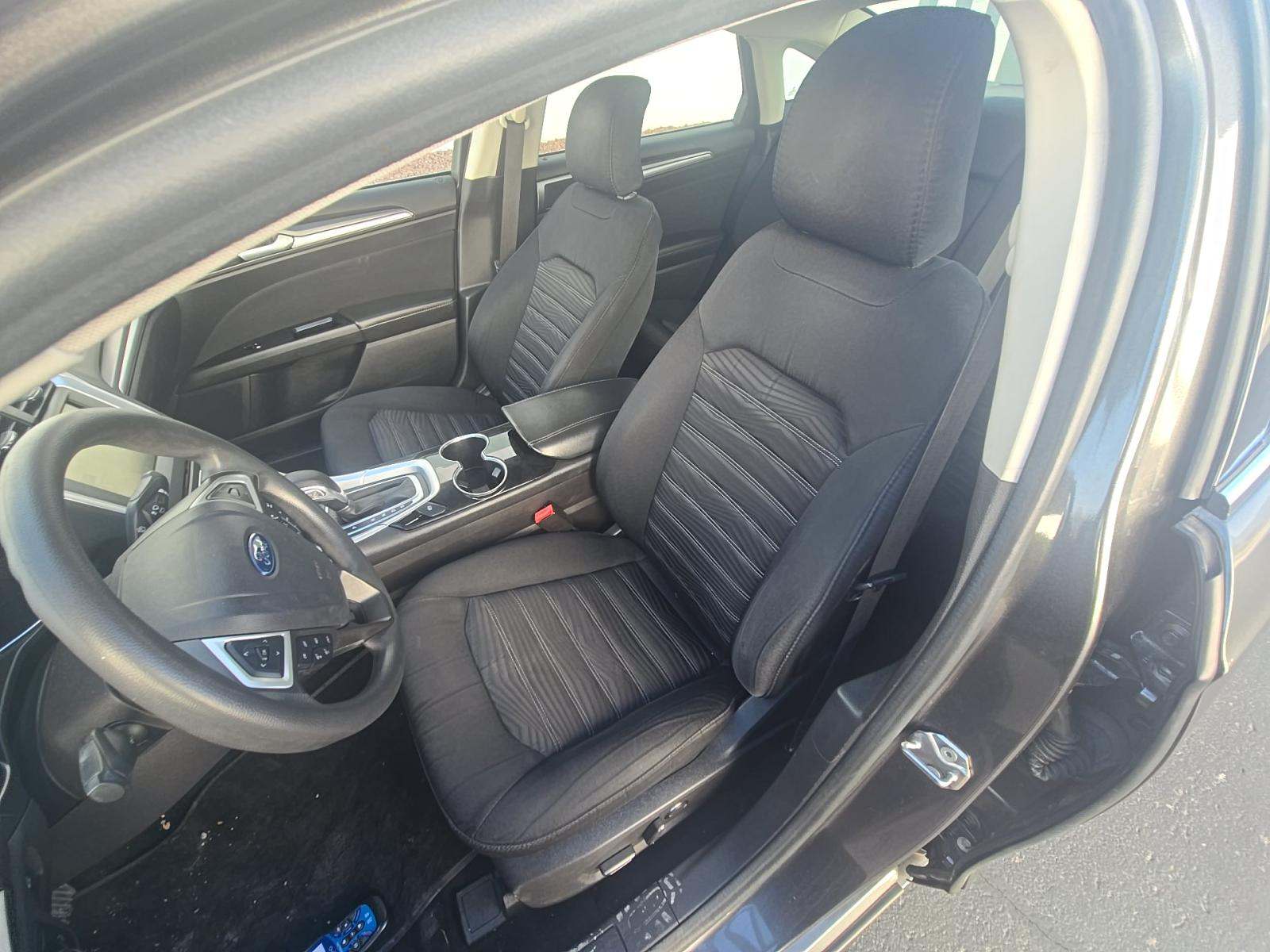 FORD FUSION - 2
