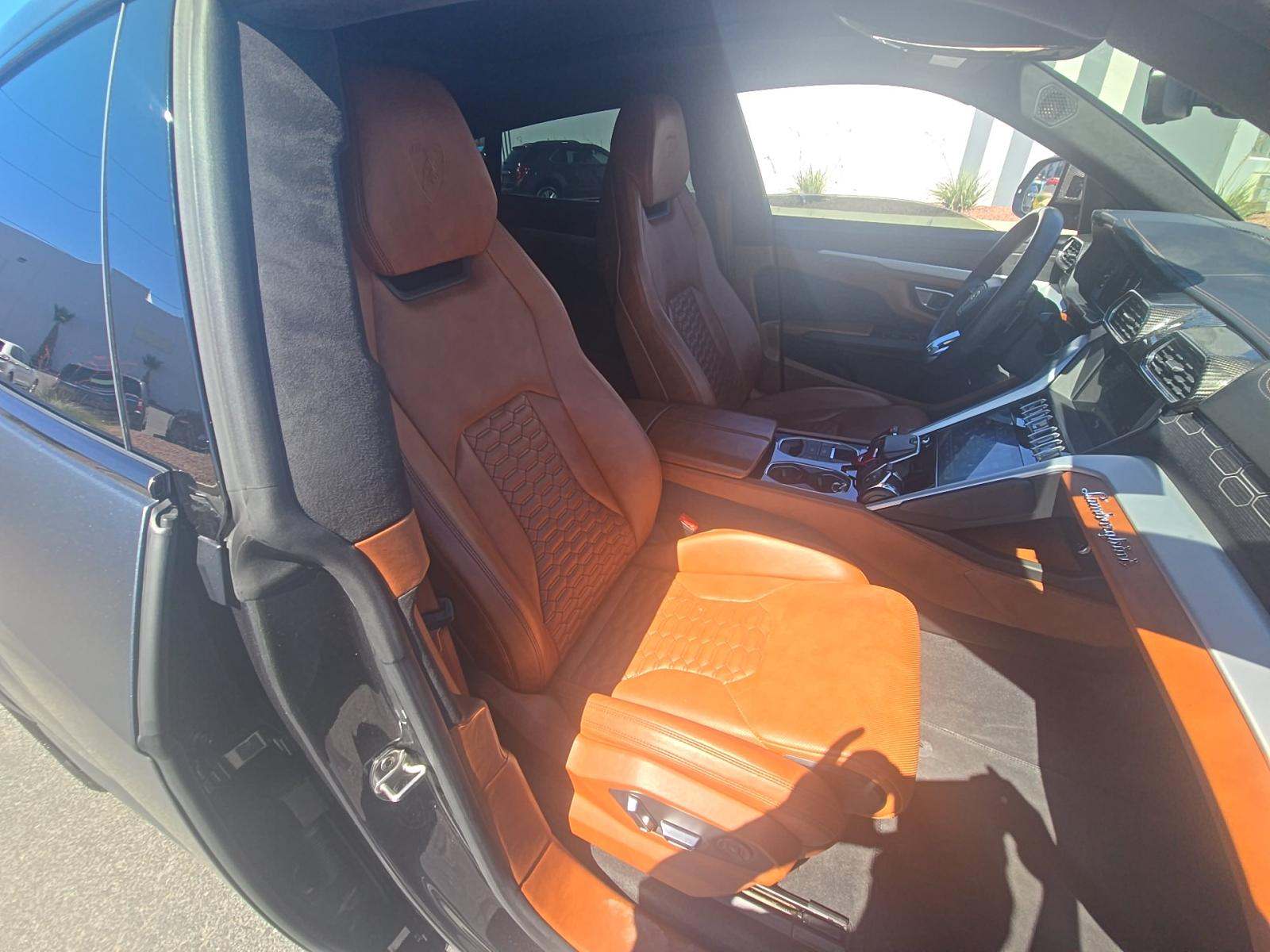 2019 Lamborghini Urus Base AWD