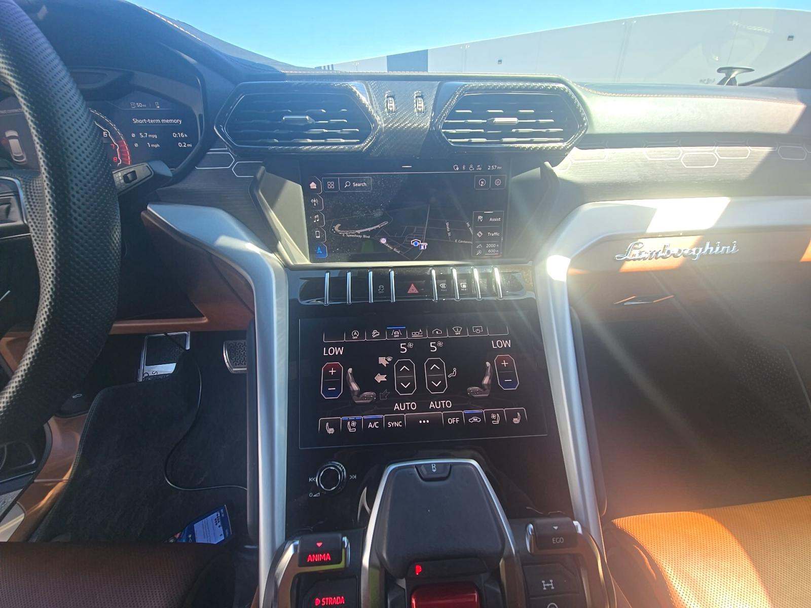 2019 Lamborghini Urus Base AWD
