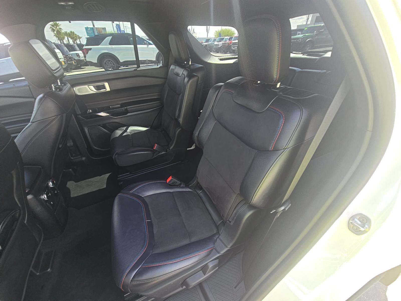 FORD EXPLORER - 9