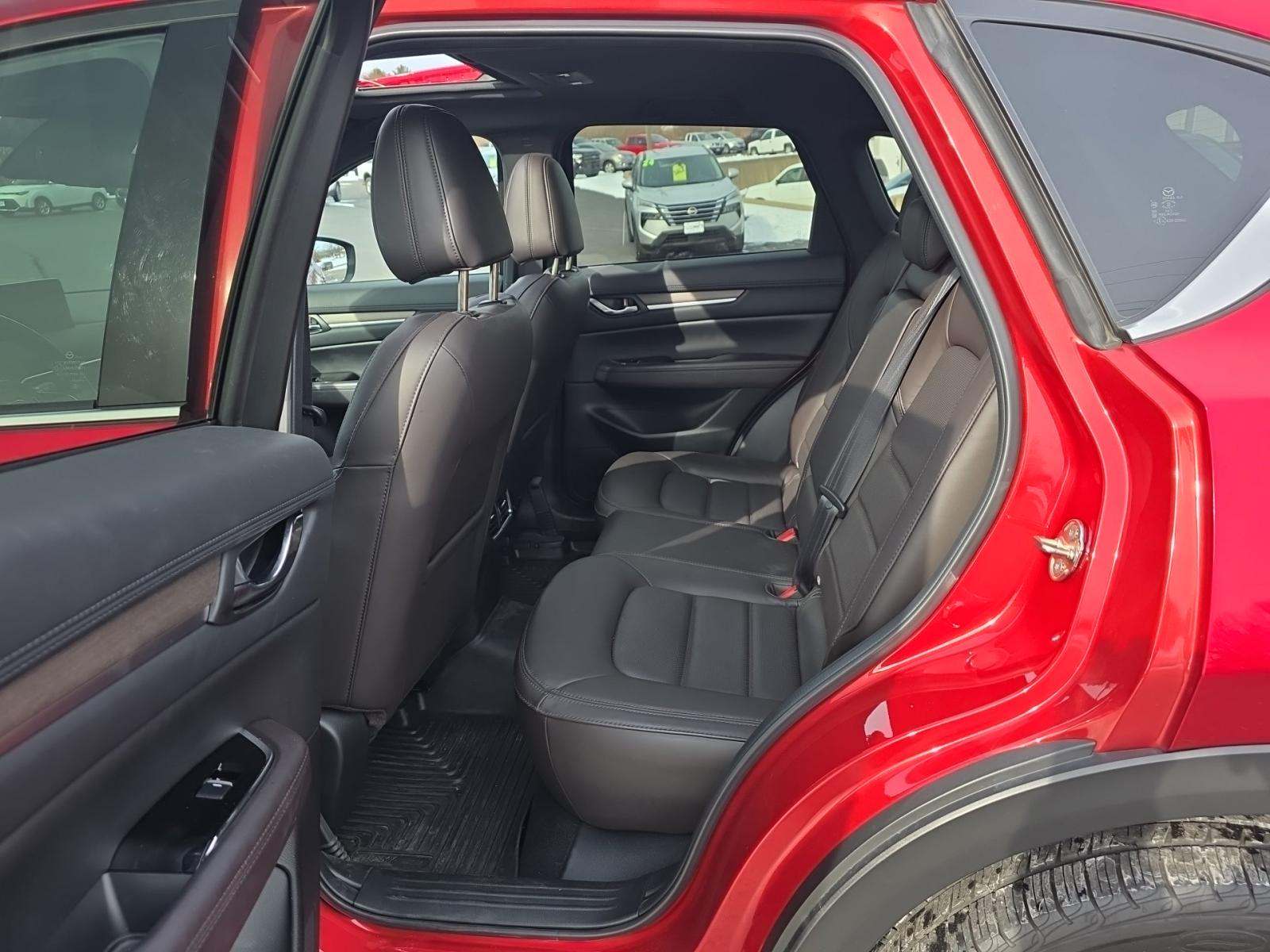 2021 MAZDA CX-5 Signature AWD