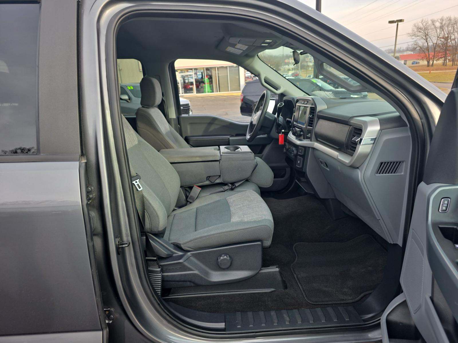 2023 Ford F-150 XLT AWD