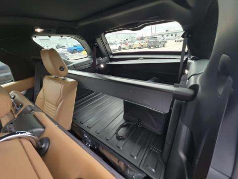 2023 Land Rover Discovery R-Dynamic HSE AWD