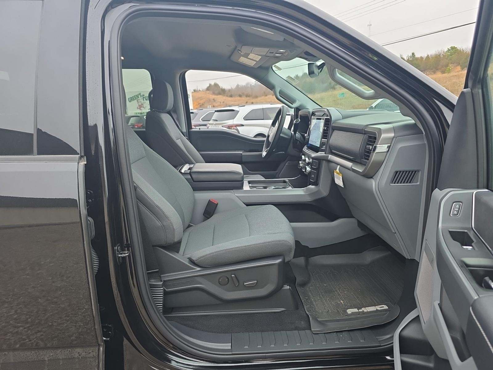 2024 Ford F-150 XLT AWD