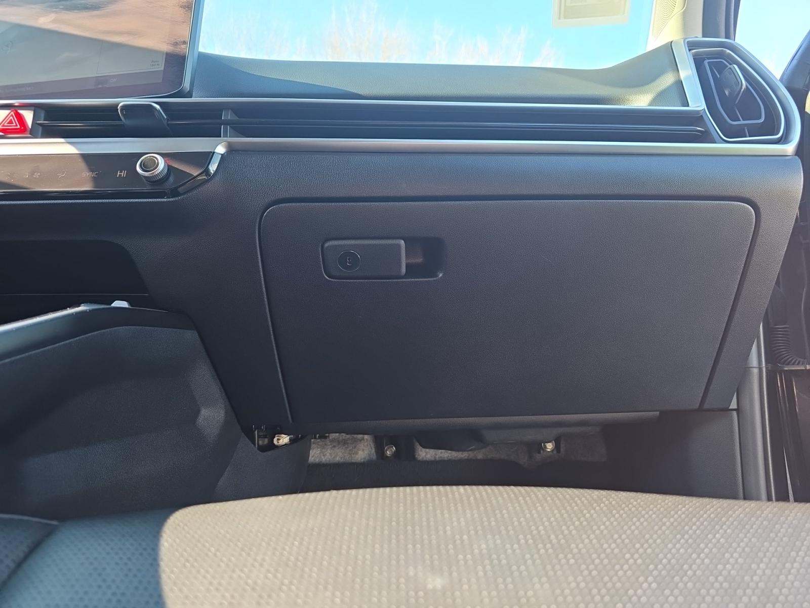 2024 Kia Sorento S AWD