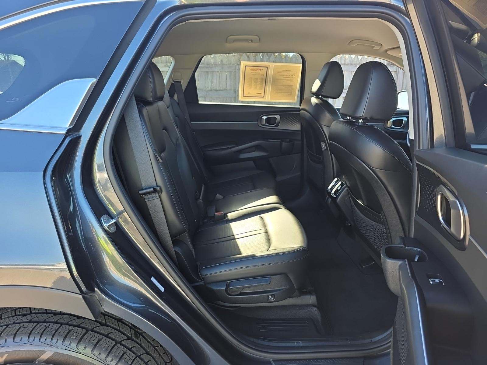 2024 Kia Sorento S AWD