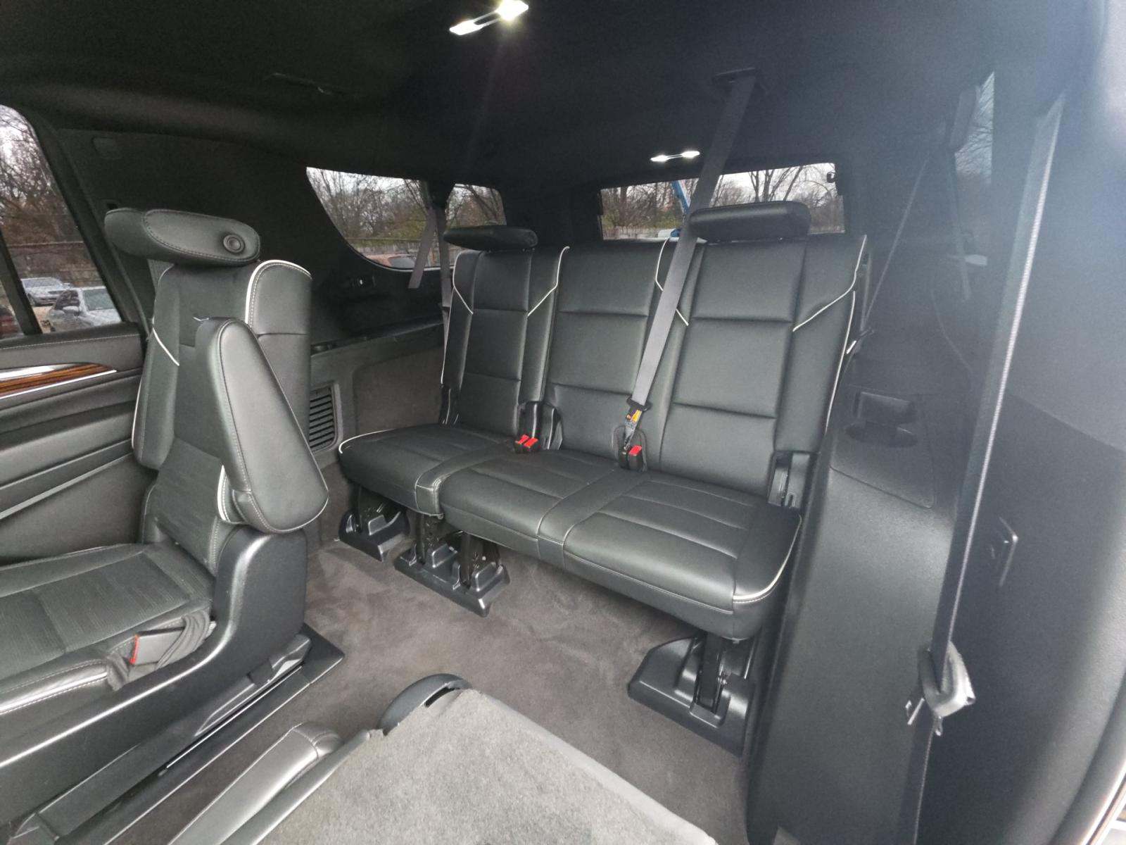 2023 Cadillac Escalade ESV Premium Luxury AWD