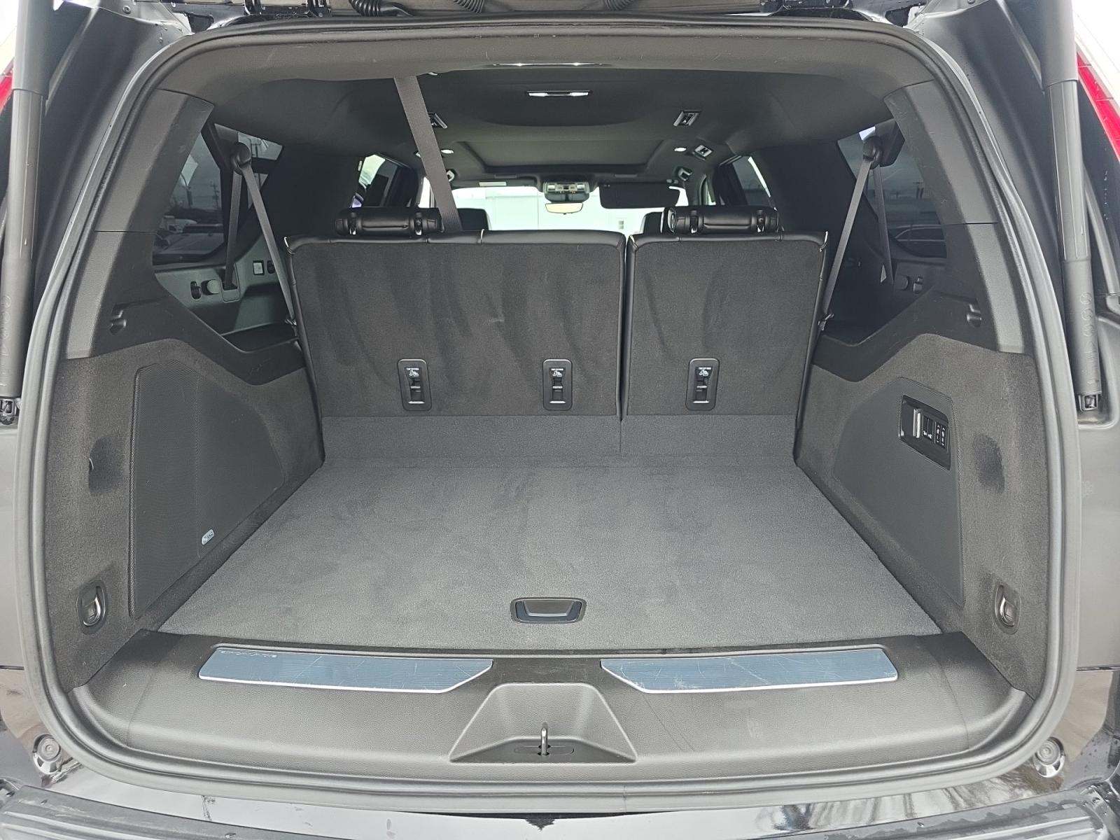 2023 Cadillac Escalade ESV Premium Luxury AWD