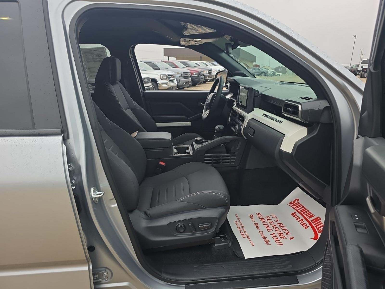 2024 Toyota Tacoma TRD Off-Road AWD