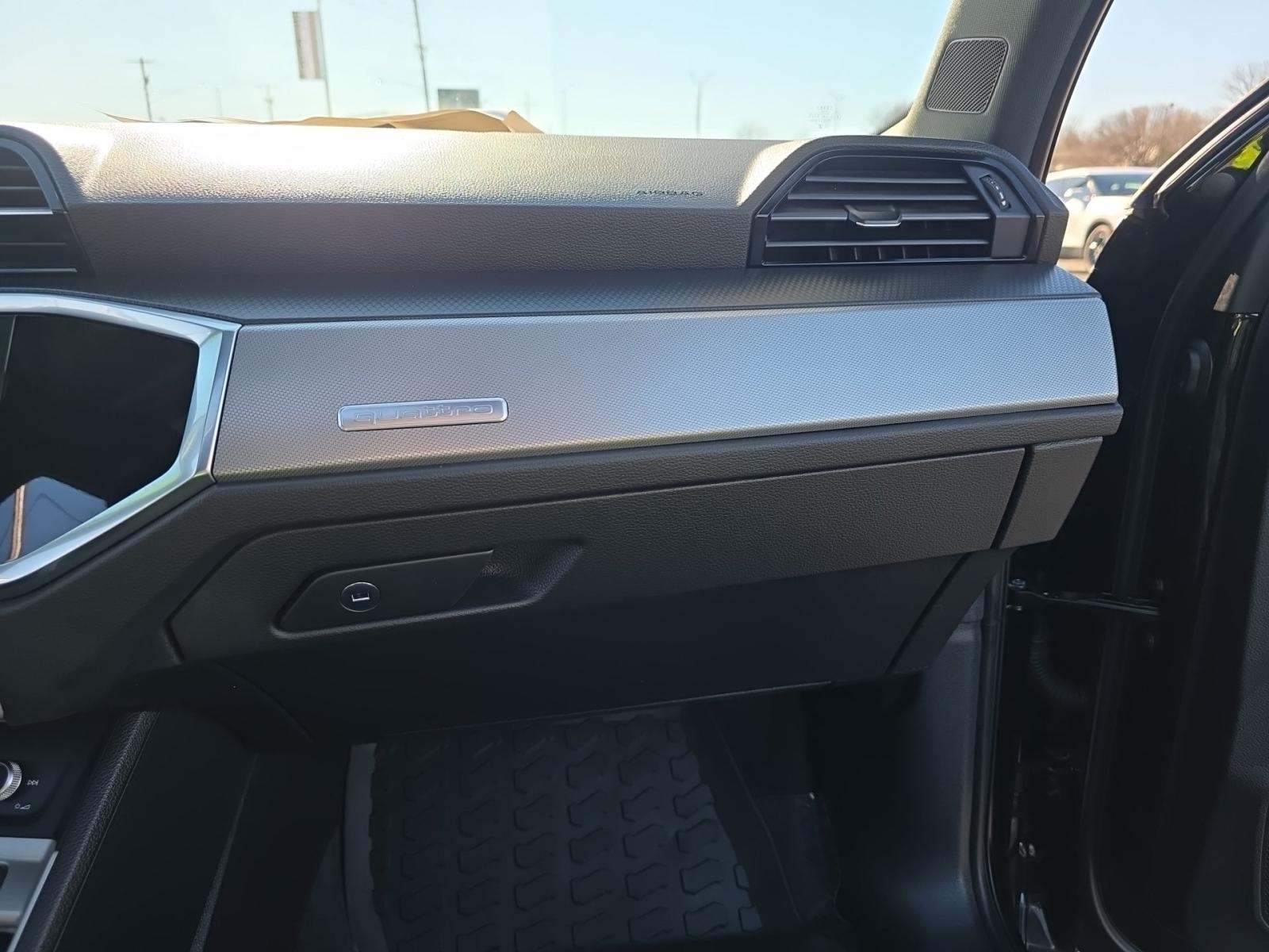 2023 Audi Q3 Premium AWD