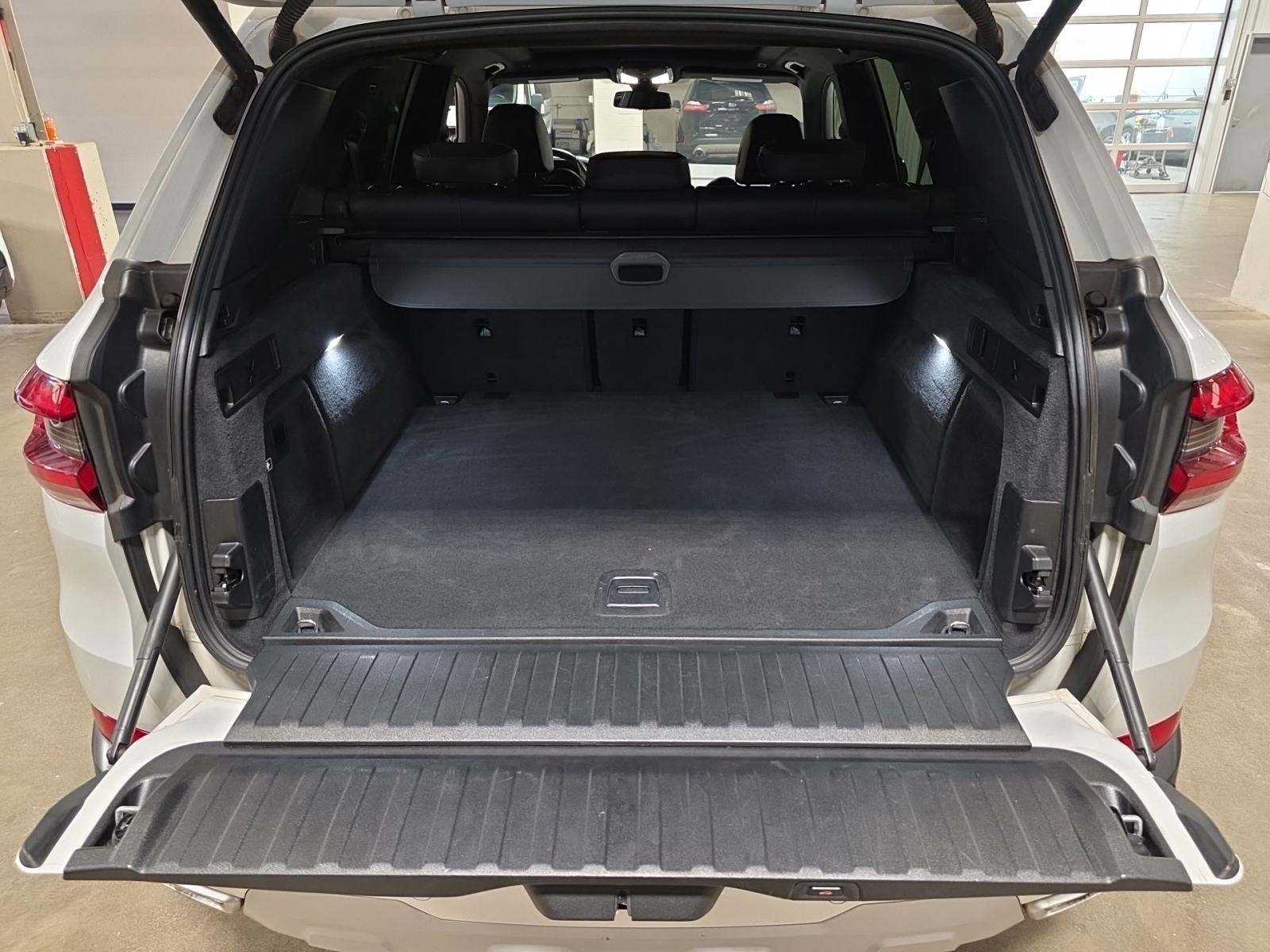 2023 BMW X5 xDrive40i AWD