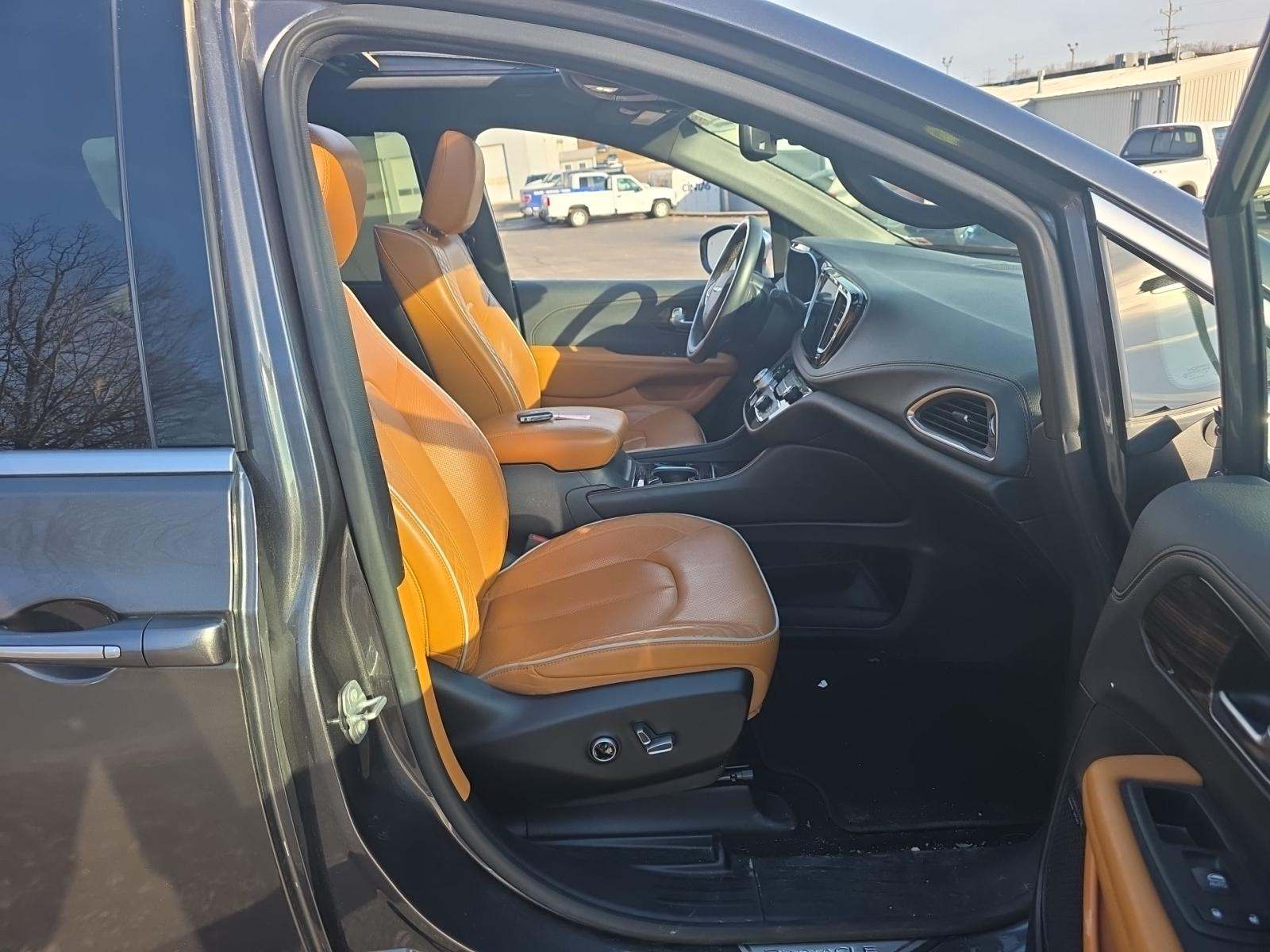 2021 Chrysler Pacifica Pinnacle AWD