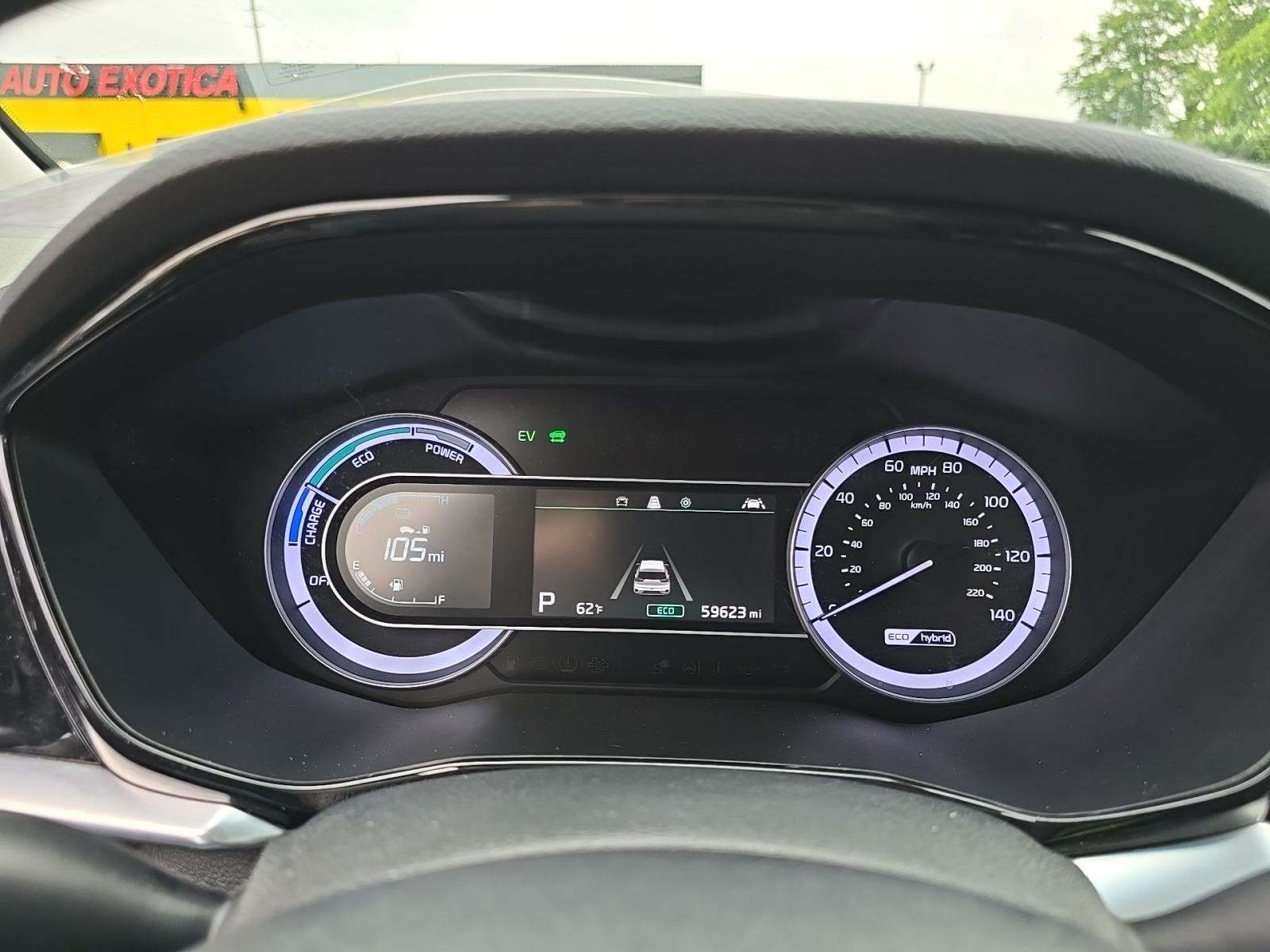 2022 Kia Niro LXS FWD