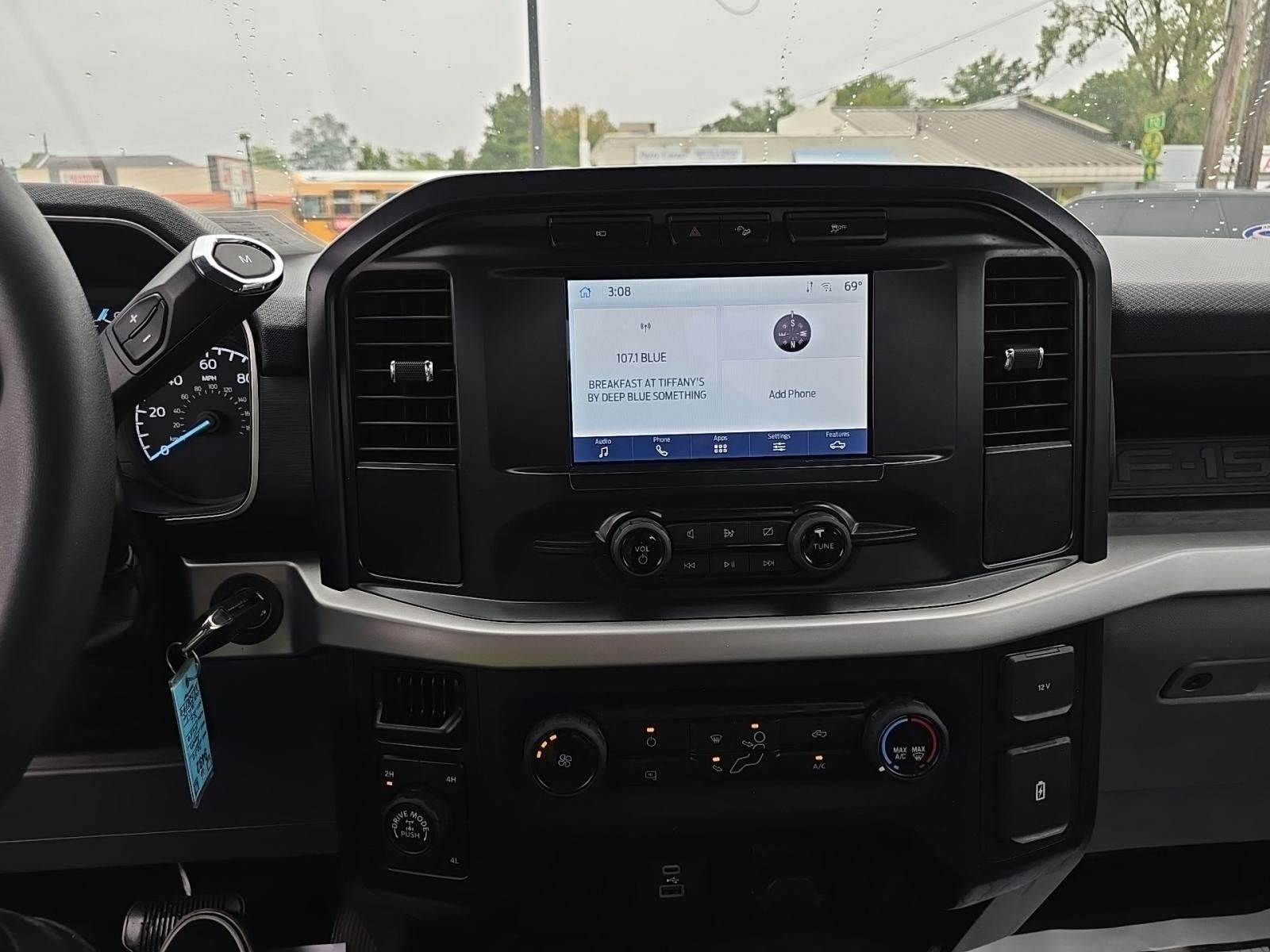 2022 Ford F-150 XL AWD