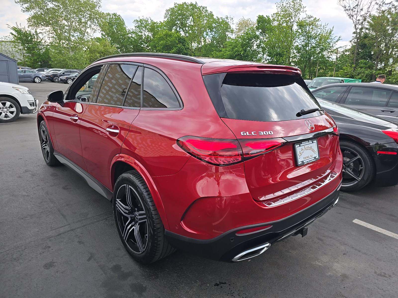 2025 Mercedes-Benz GLC GLC 300 RWD