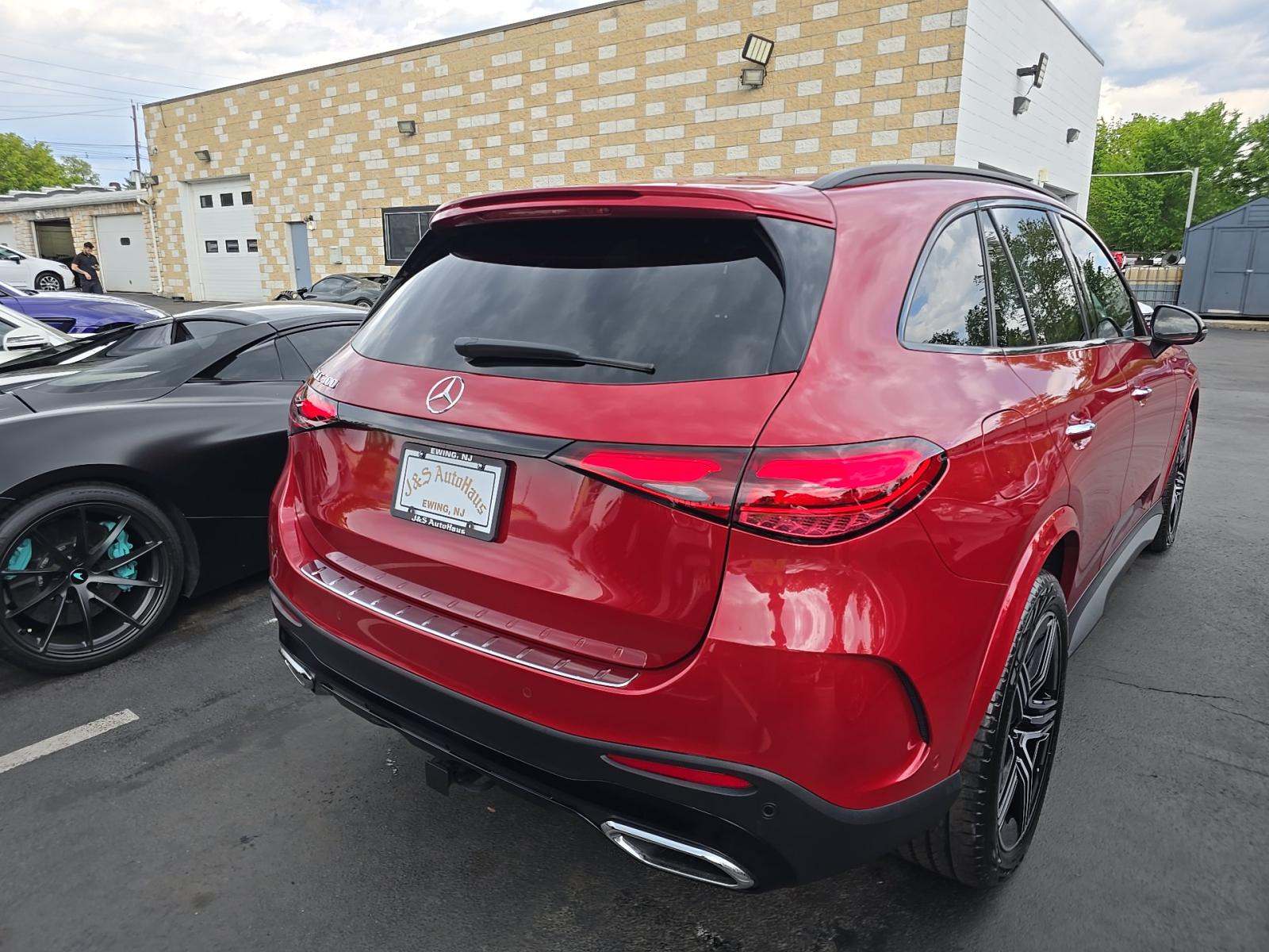 2025 Mercedes-Benz GLC GLC 300 RWD
