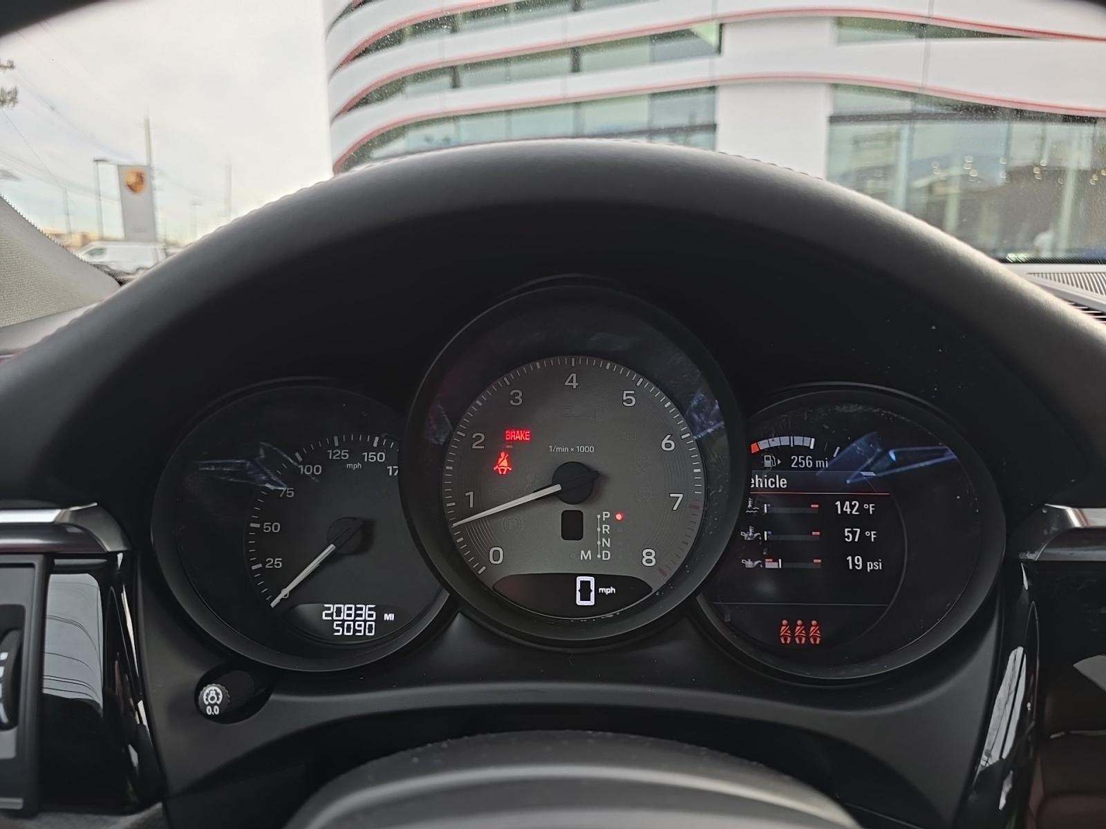 2022 Porsche Macan S AWD