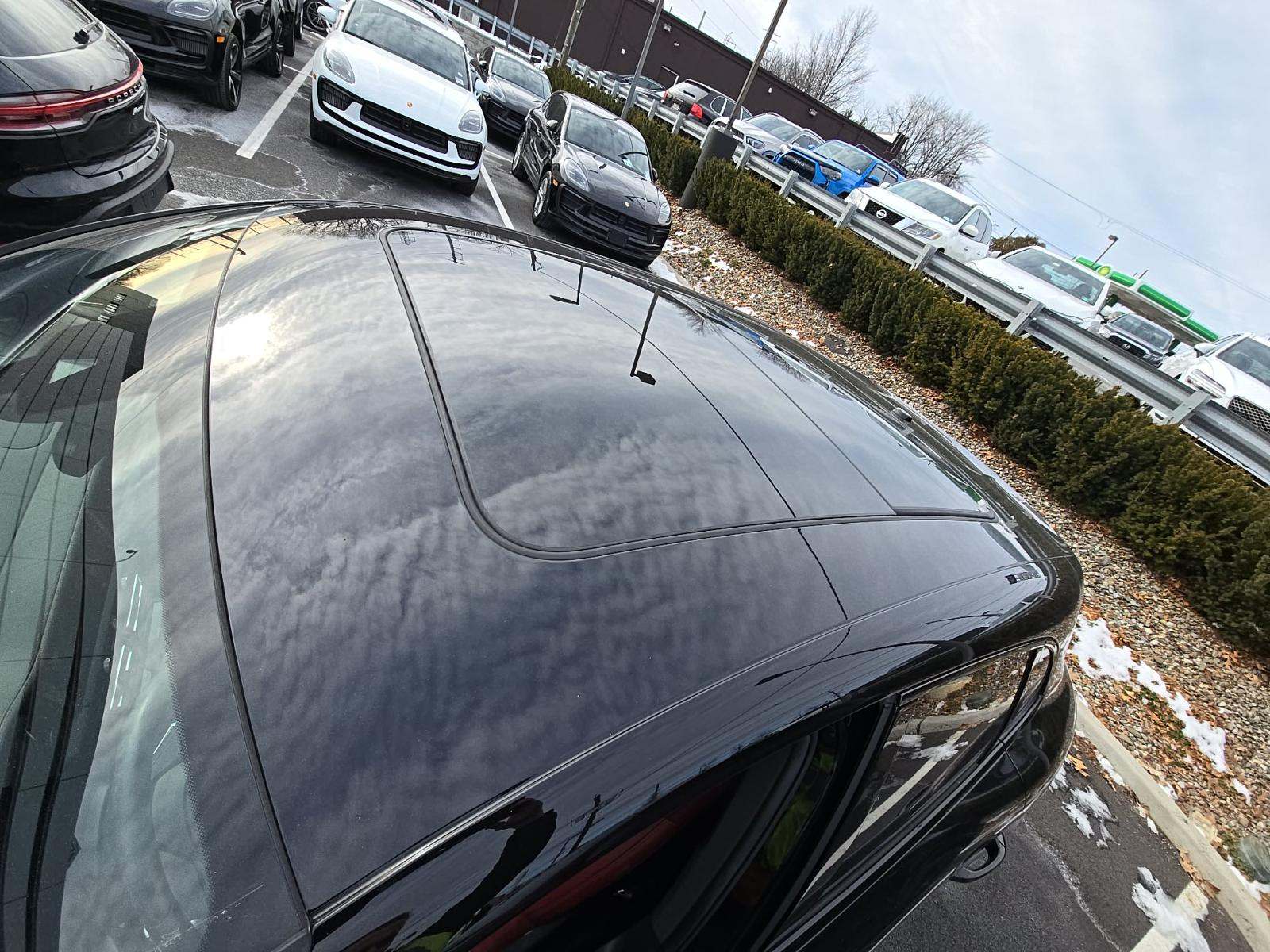 2022 Porsche Macan S AWD