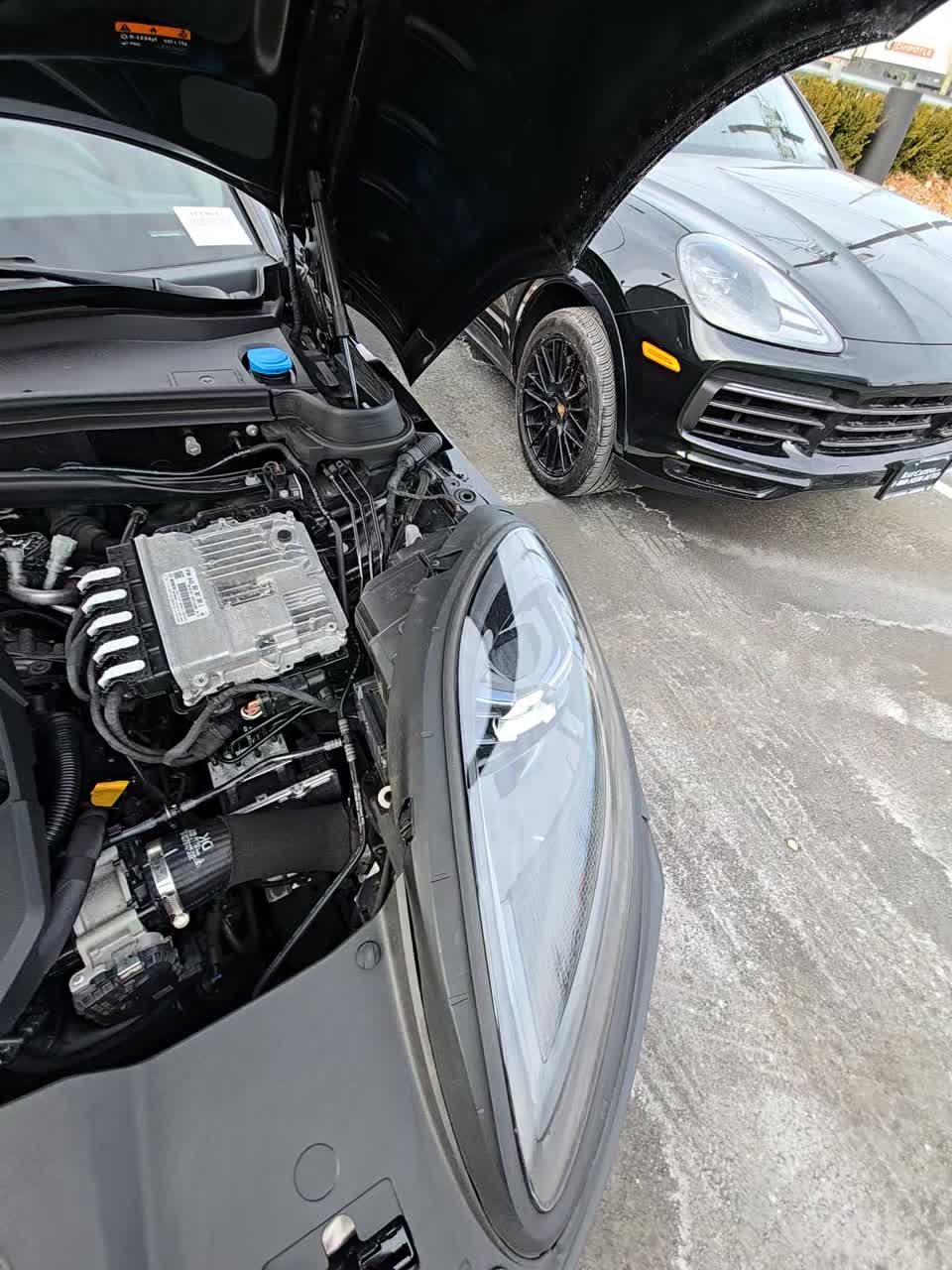 2022 Porsche Macan S AWD