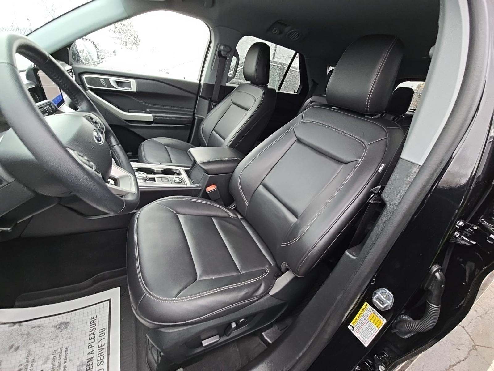 2023 Ford Explorer XLT AWD