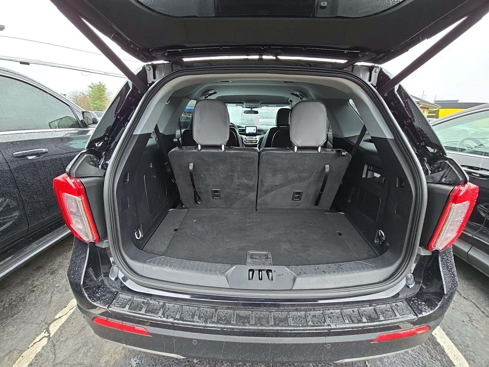 2023 Ford Explorer XLT AWD